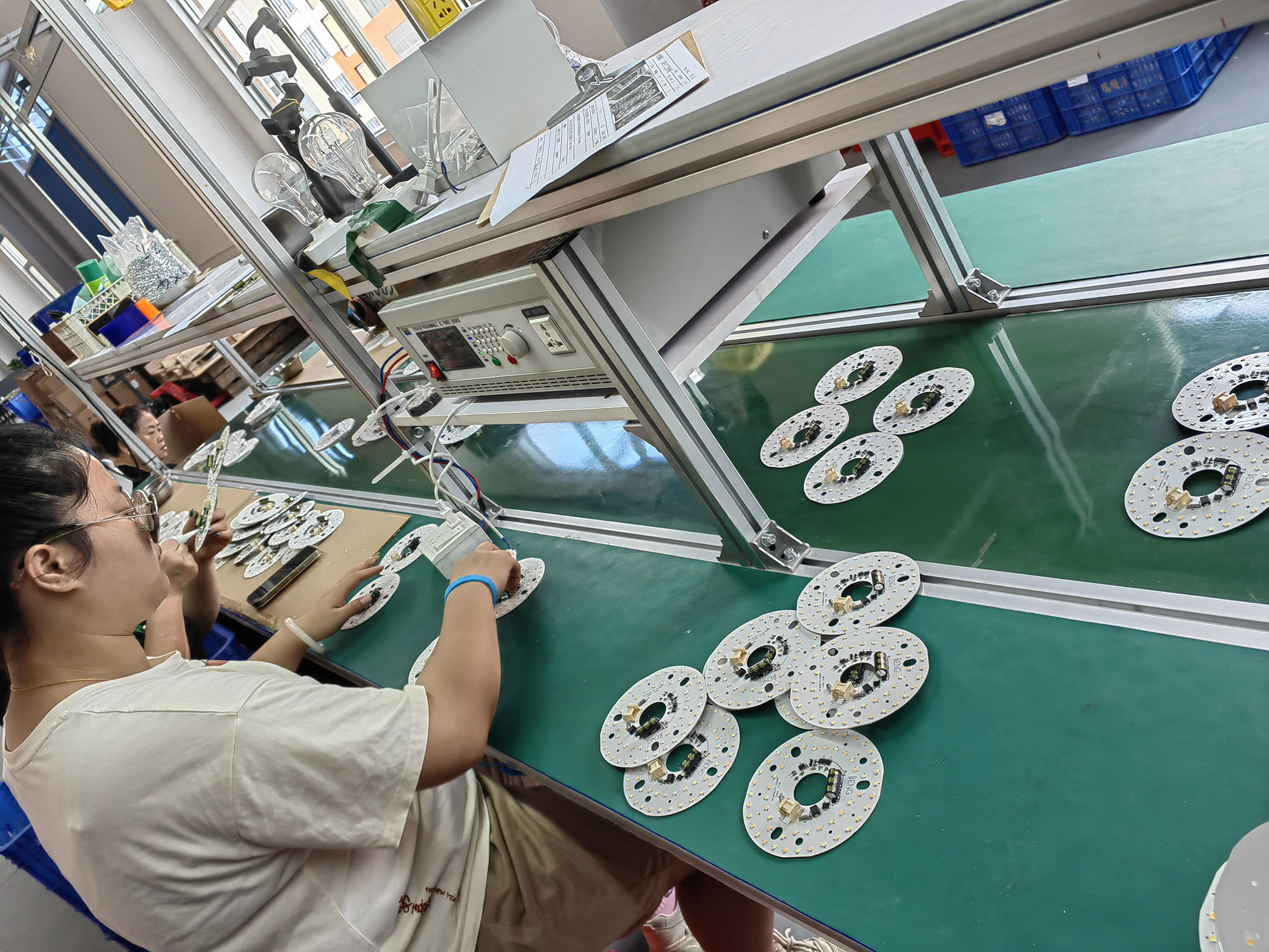 चीन Foshan Zheng Deng Peng Lighting Co.,ltd कंपनी प्रोफाइल