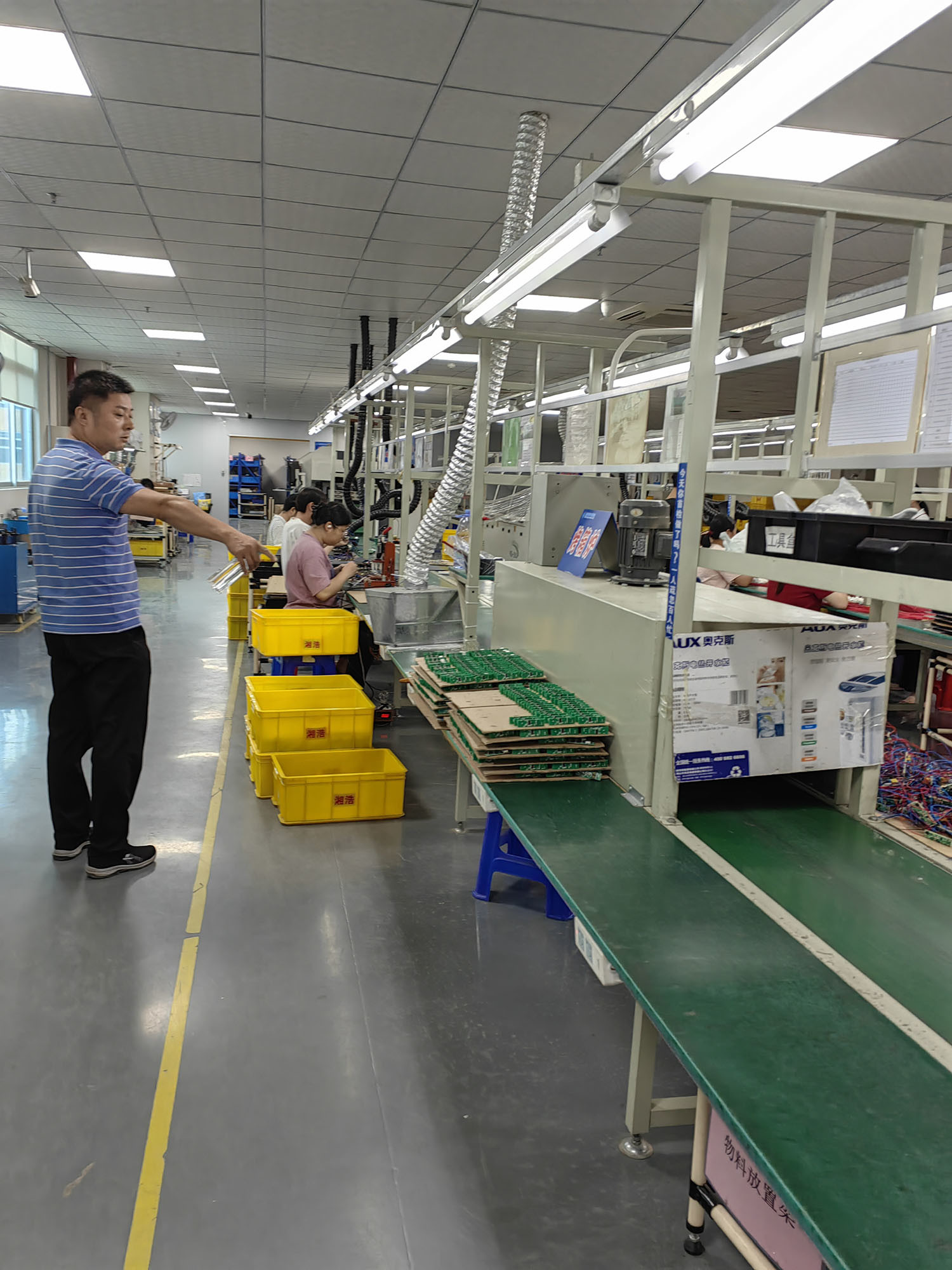 चीन Foshan Zheng Deng Peng Lighting Co.,ltd कंपनी प्रोफाइल